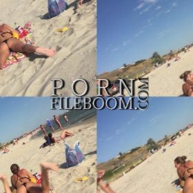[thecandidforum.com] Watching girls in bikinis (xabar4ik1) (9 videos) [2018, Voyeur, Bikini, Beach, Teen, 1080p, CamRip]